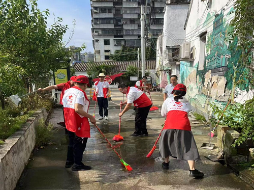 揭陽農墾到河南路社區(qū)開展助力“兩清”攻堅行動1.png