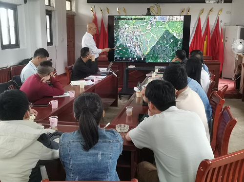 范利輝帶隊到卅嶺農(nóng)場進行項目規(guī)劃建設(shè)調(diào)研3.png